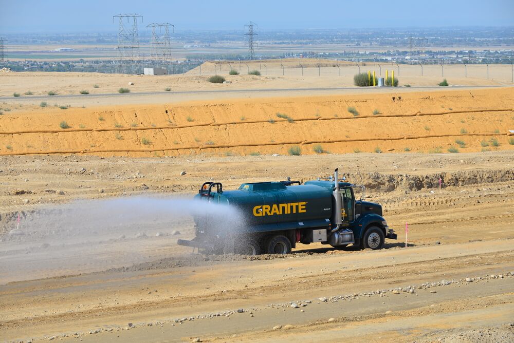 The Effectiveness of Water Mist in Dust Abatement